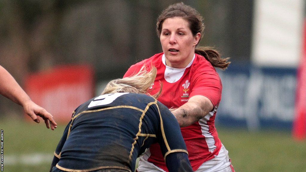 Jenny Davies in action against Scotland