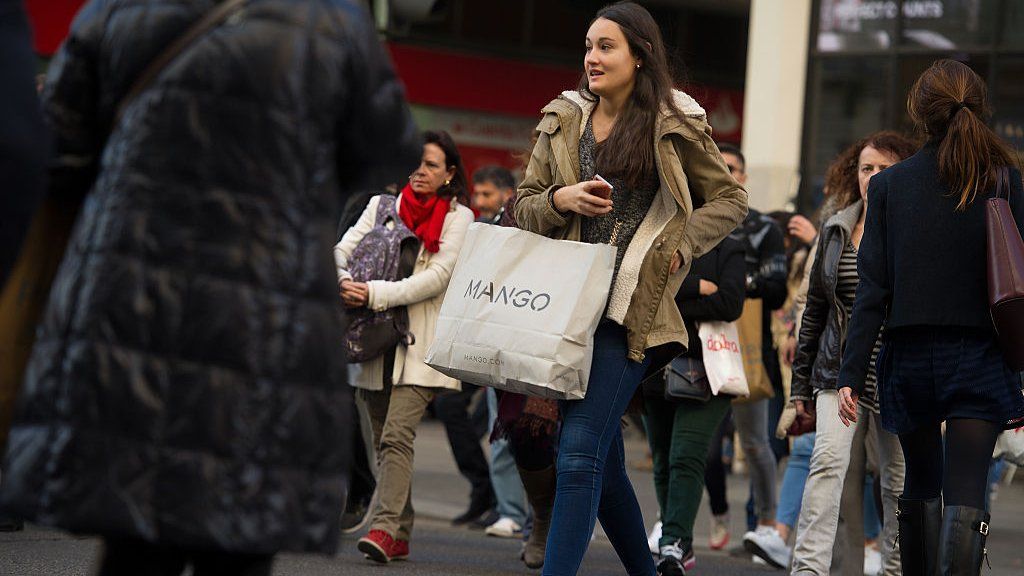 Shopper in Madrid