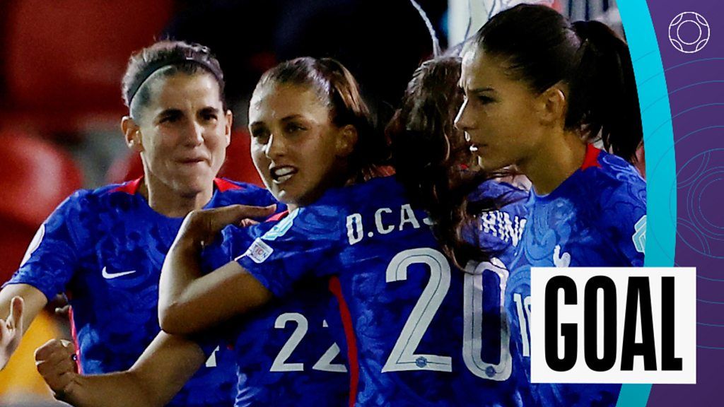 Euro 2022: Eve Perisset's extra-time penalty puts France ahead against the Netherlands