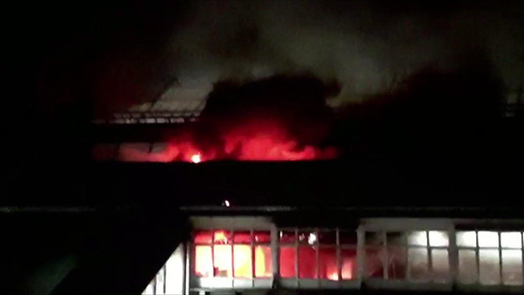 Nottingham railway station on fire