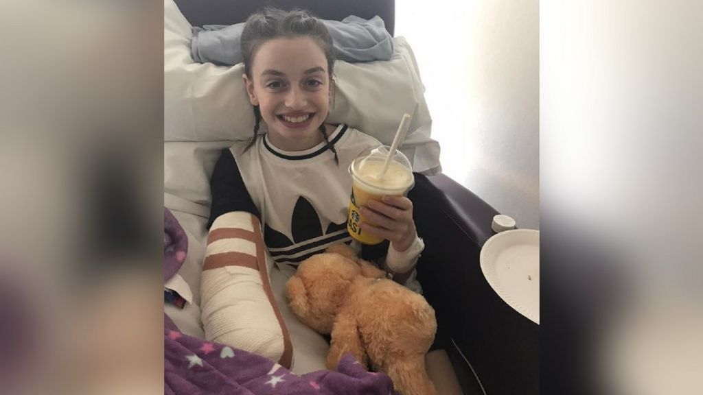 Bedford Girl S Hand Amputated After Trampoline Accident Bbc News