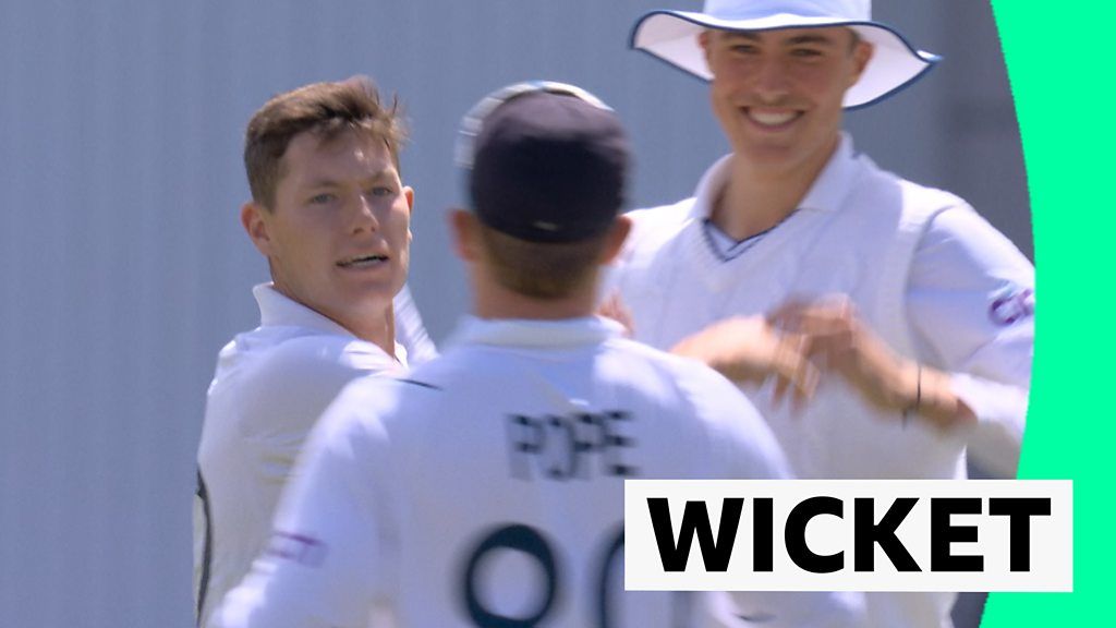 England v New Zealand: Matthew Potts dismisses Will Young early in afternoon session