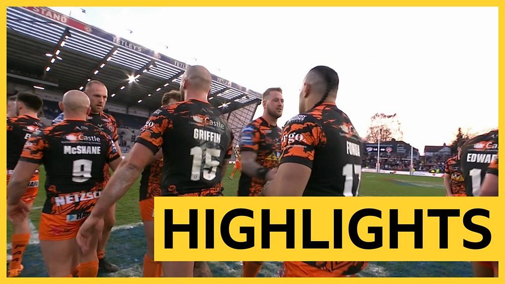 Challenge Cup: Leeds Rhinos 16-40 Castleford Tigers highlights