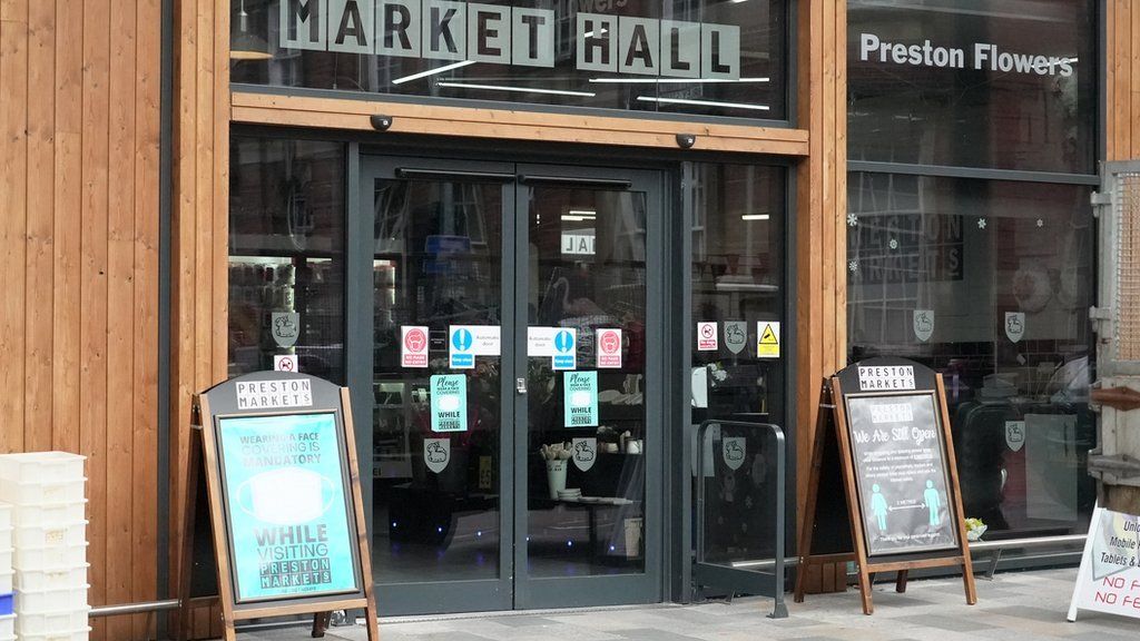 Entrance market hall