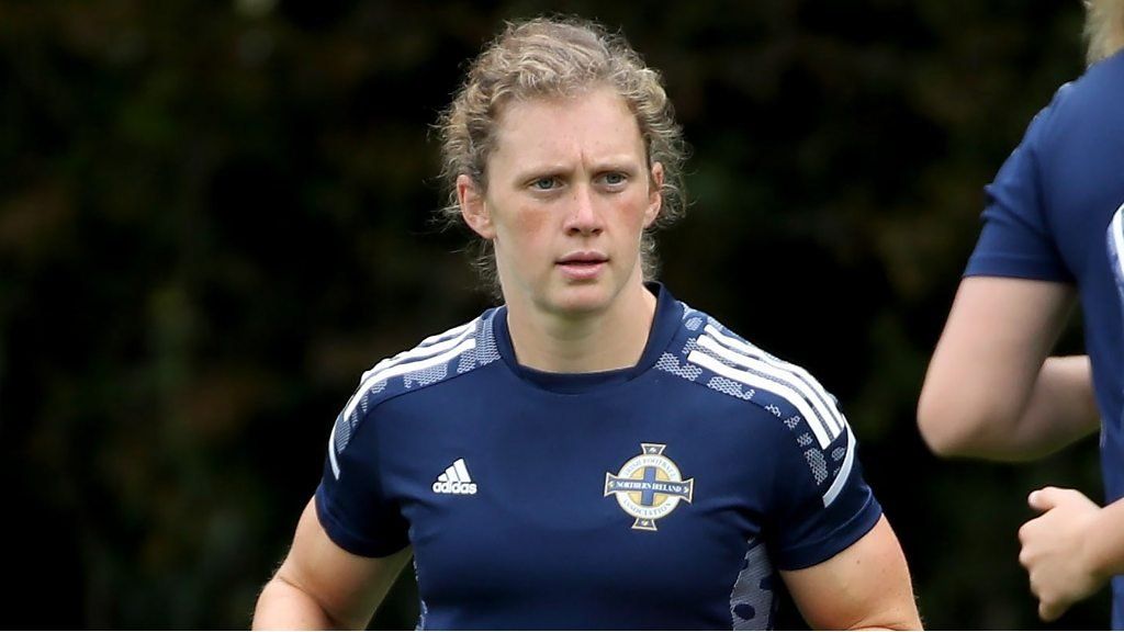 'It's great to be back' - Hamilton returns to NI squad - BBC Sport