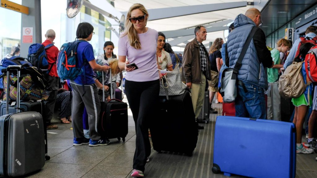 British Airways: All flights cancelled amid IT crash