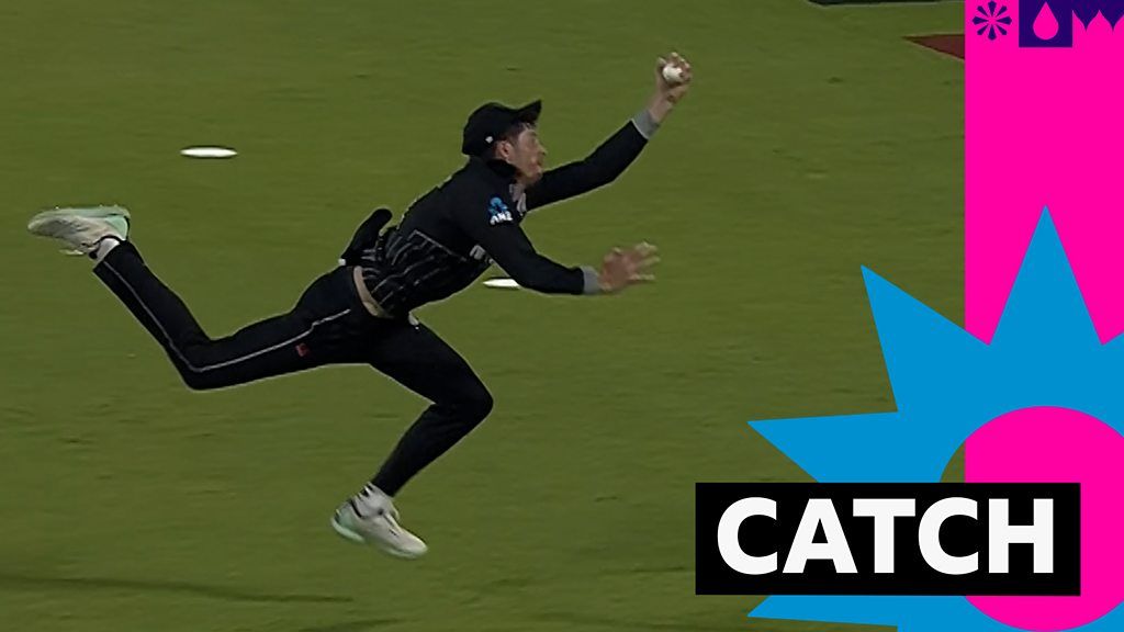 NZ's Santner takes 'astonishing' running catch