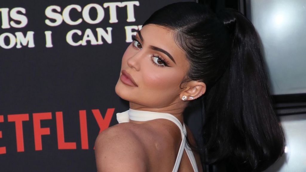Kylie Jenner Sells Stake In Cosmetics Company For 600m c News