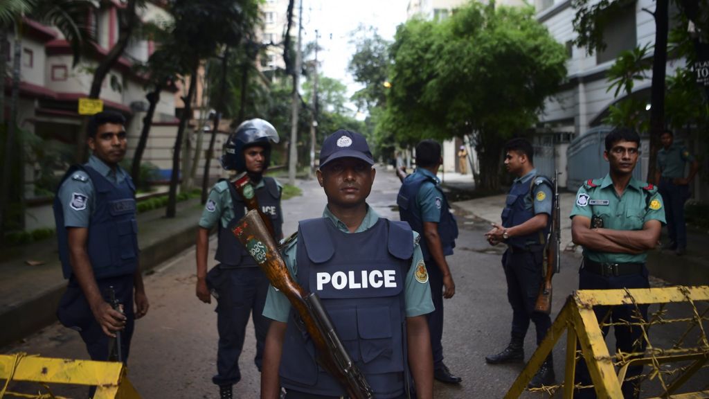 Uniqlo owner suspends Bangladesh travel after terror attacks