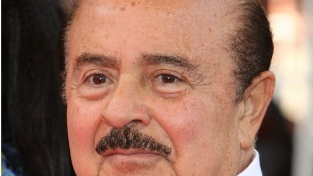 Adnan Khashoggi: Saudi billionaire arms dealer dies aged 82
