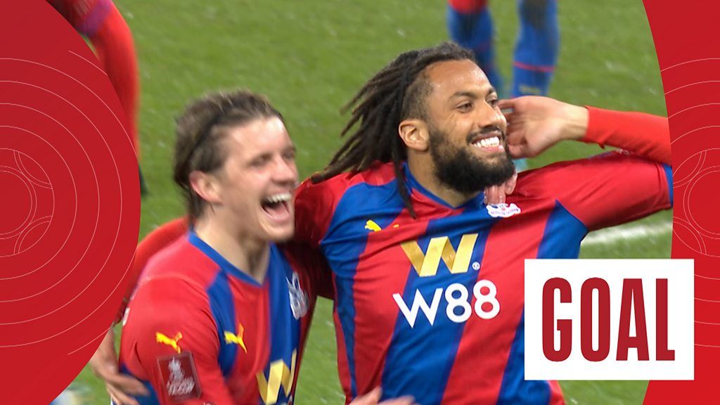 FA Cup: Riedewald drills home to put Palace into FA Cup quarter-finals
