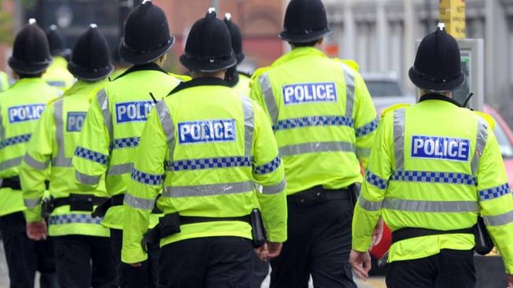 Stretched West Yorkshire Police force 'exhausted' - BBC News