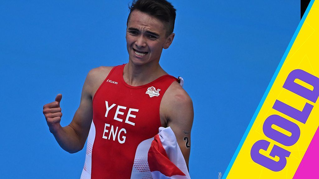 Commonwealth Games 2022: England's Alex Yee wins first gold of Commonwealth Games