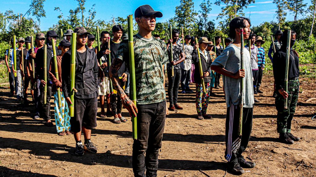 PDF members train with makeshift weapons, Kayin State, November 2021