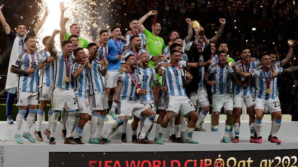 Argentina World Cup trophy lift