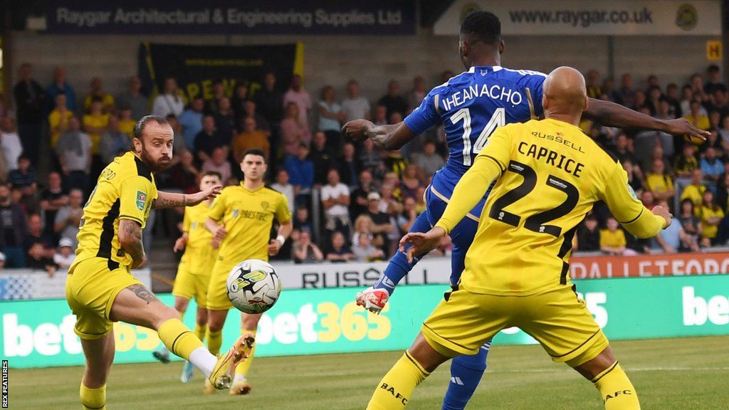 Kelechi Iheanacho deftly scores Leicester's opening goal