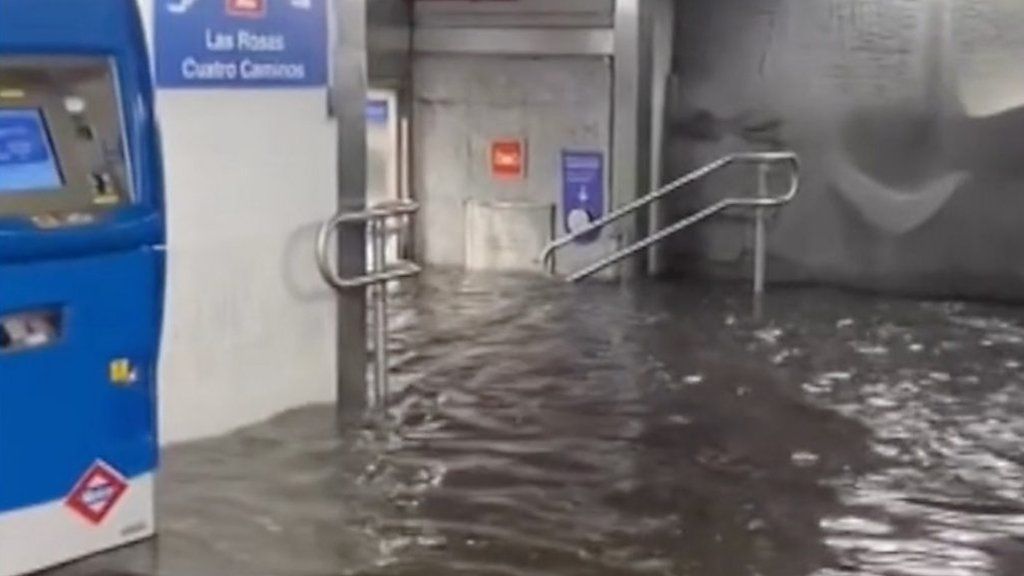 Footage shows gushing water and submerged platforms as Storm Efraín forces several stations to shut.