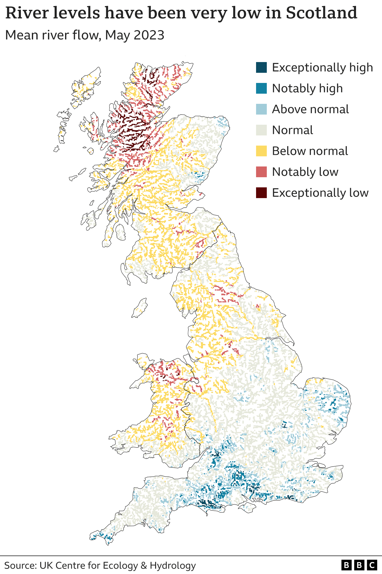 Карта, показывающая, что речной сток в Шотландии в мае был очень низким, по сравнению с более высоким речным стоком на юге Англии