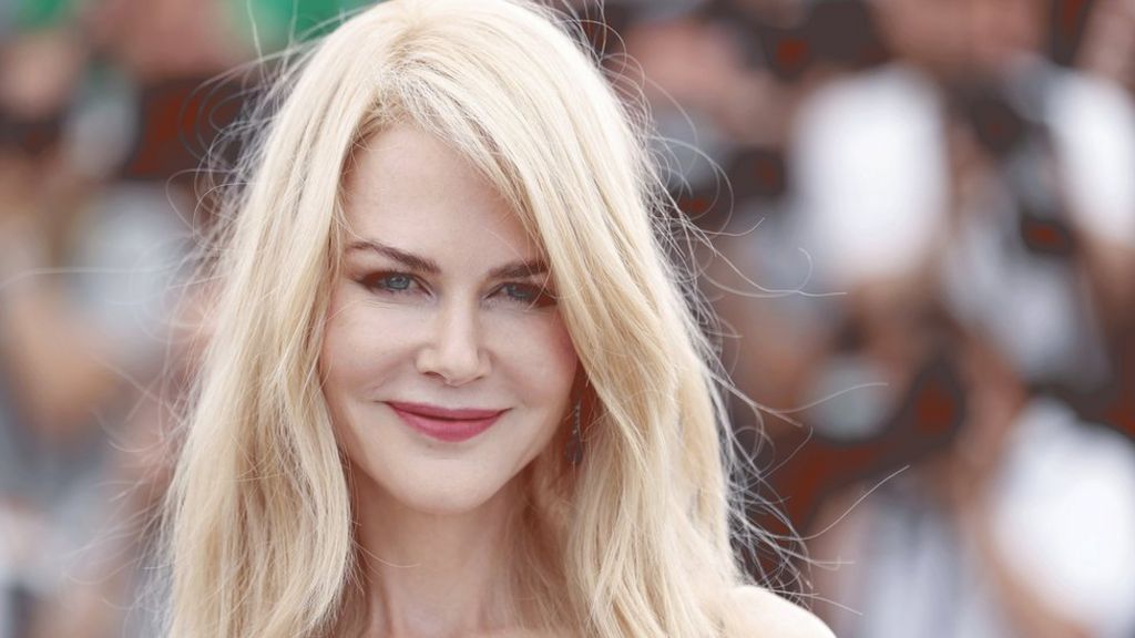 Nicole Kidman in Cannes: 'I still act like I'm 21' - BBC News