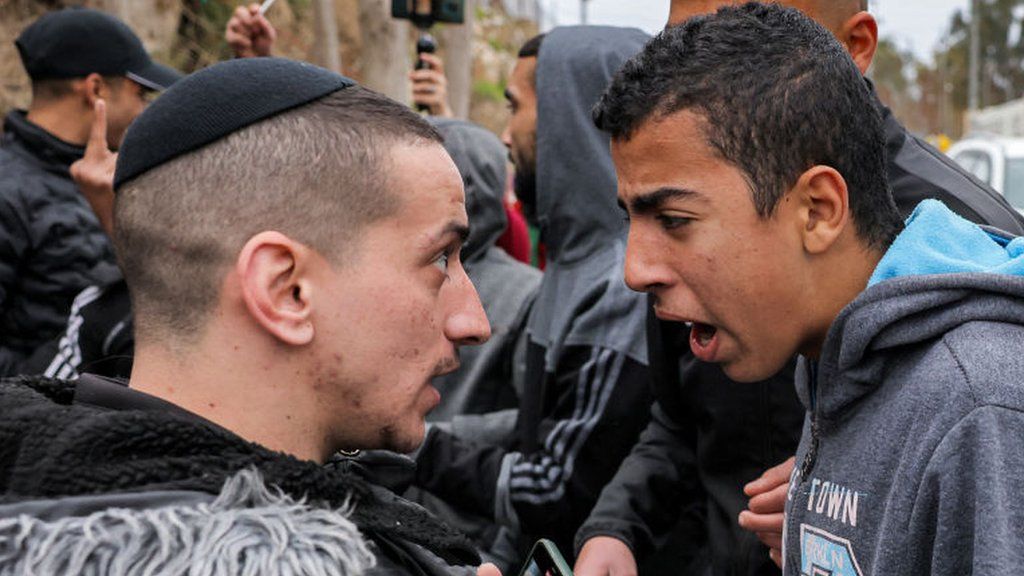Israeli and Palestinian arguing (file photo)