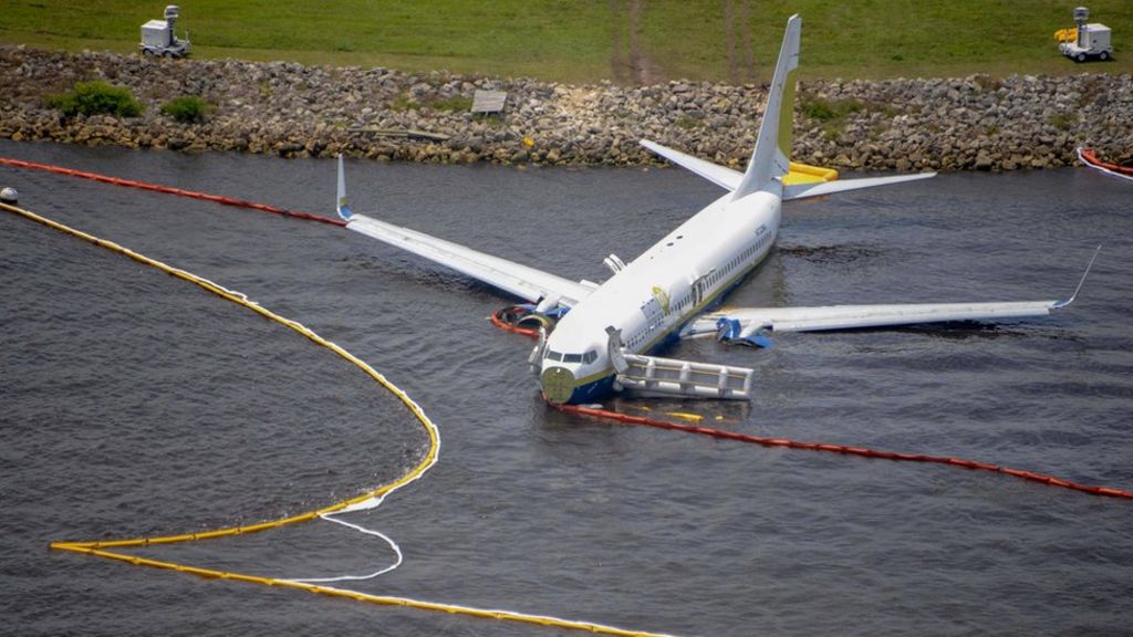 Florida plane accident Landing feature failed on aircraft BBC News
