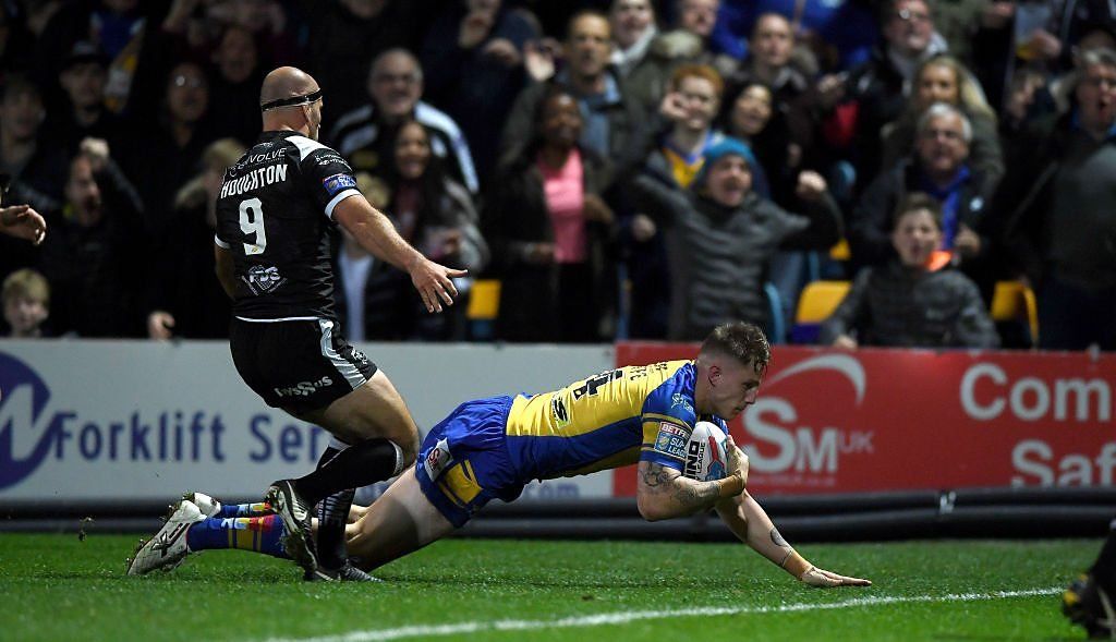 Super League Semi Final Liam Sutcliffes Try Puts Leeds Rhinos In Grand Final Bbc Sport