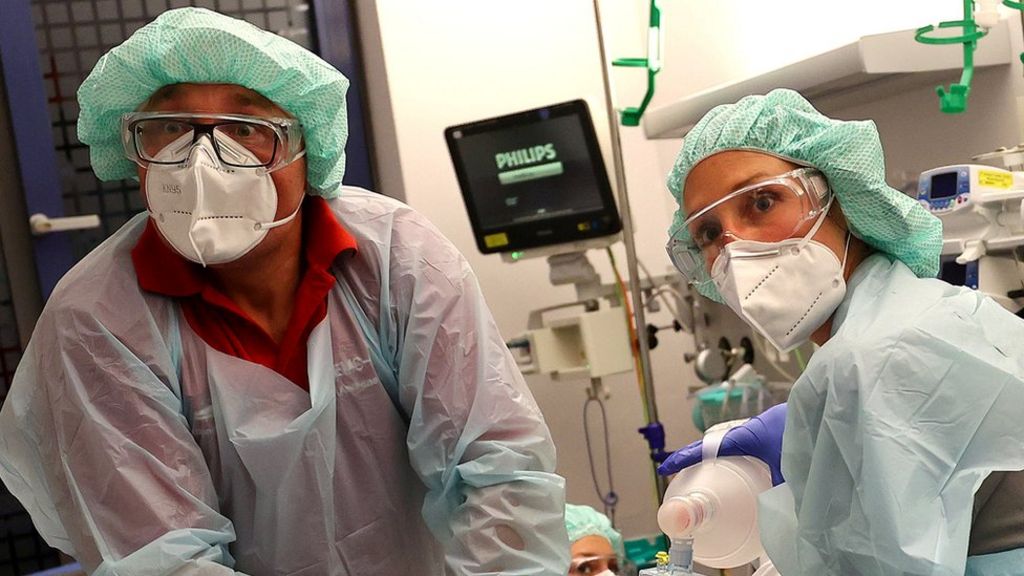 Coronavirus: Germany says its outbreak is 'under control' - BBC News