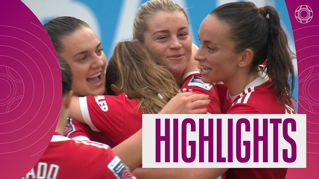 Women's Super League: Dominant Manchester United beat Brighton 2-0