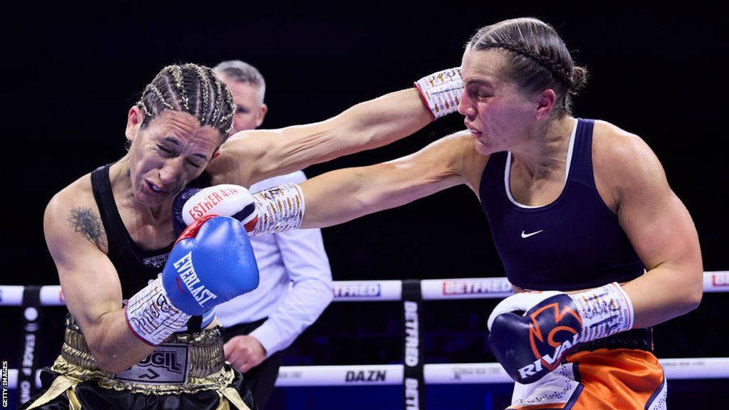 Ellie Scotney: World champion draws on 'grittiness' from childhood for ...