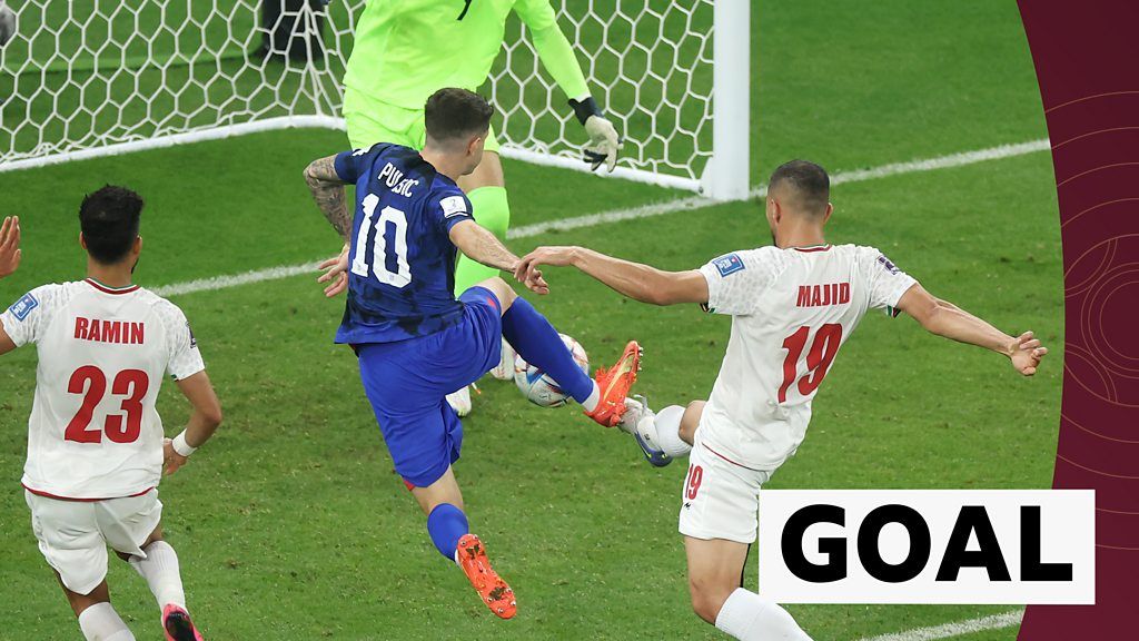 USA lead Iran in must-win game