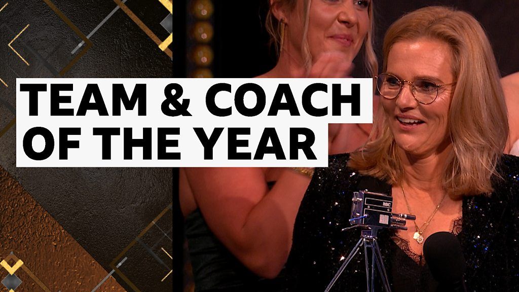 Sports Personality 2022: England's Lionesses and Sarina Wiegman win team  and coach of the year - BBC Sport