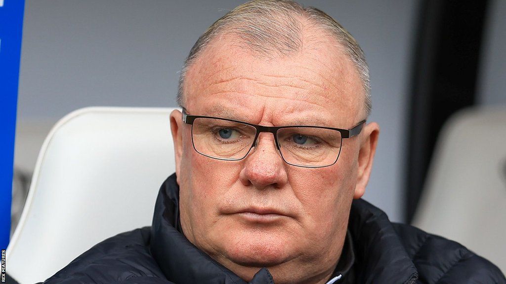 Stevenage boss Steve Evans