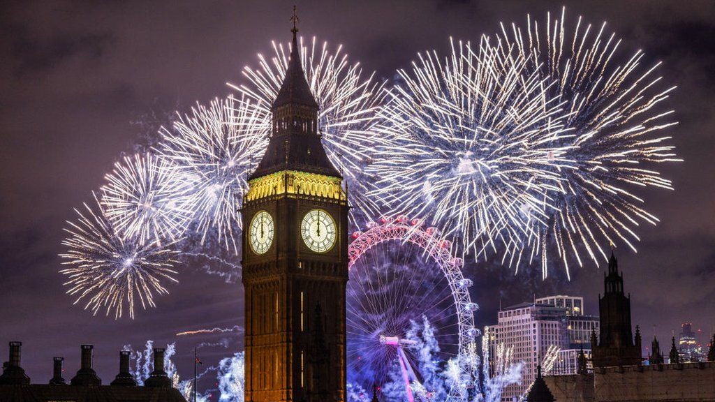 firework-display-london.