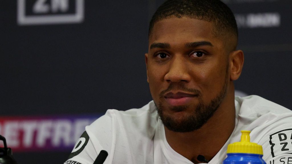 Anthony Joshua apologises for post-bout actions against Oleksandr Usyk ...