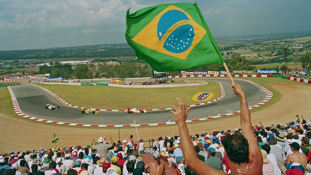 Fans watch the South African Grand Prix at Kyalami in 1993 