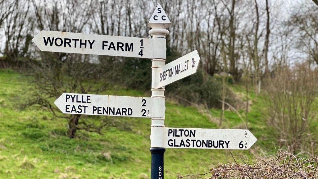 Life in Pilton: The village that hosts Glastonbury Festival - BBC News