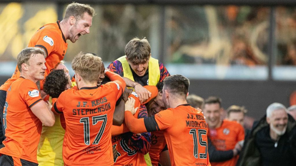 Dundee United celebrate