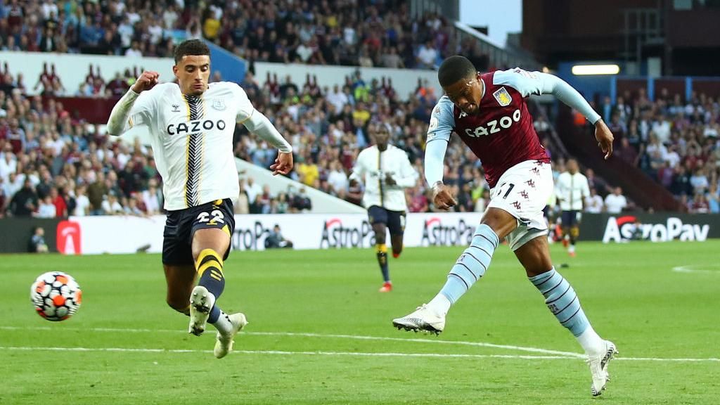 Aston Villa V Everton: In Pictures - BBC Sport