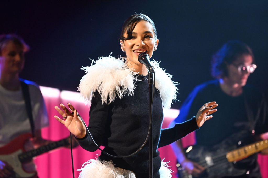 Olivia Dean performs on the Graham Norton Show