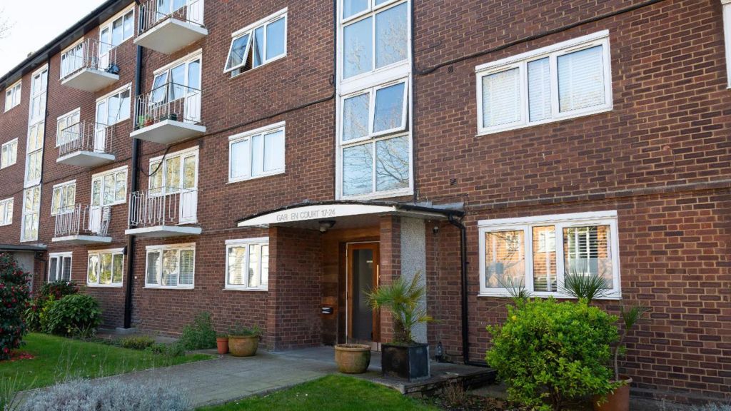 An external view of Garden Court in Kew, Richmond. 