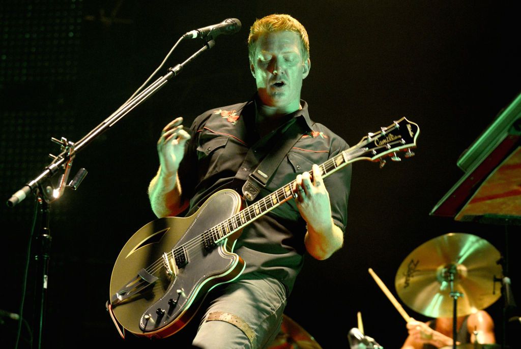 Reading & Leeds: Biffy Clyro replace Queens of the Stone Age