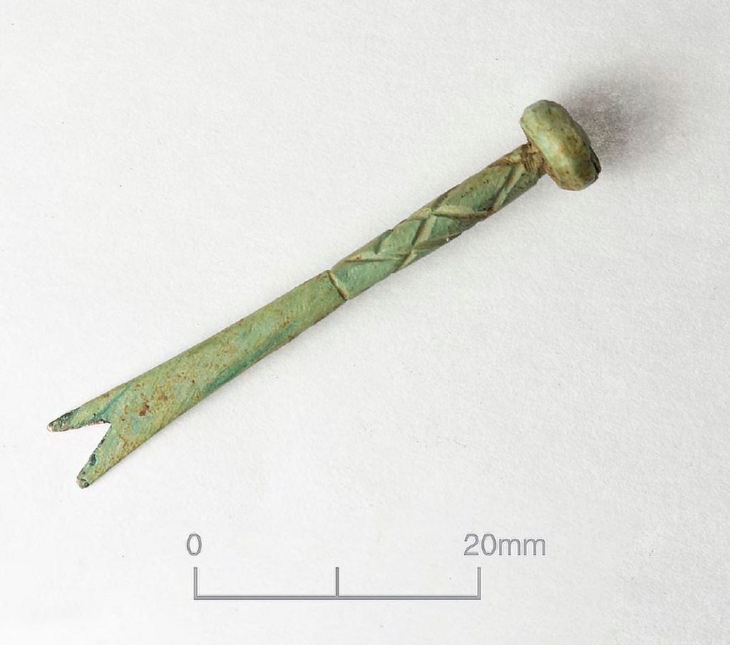 The Roman nail clipper uncovered from the arachaeological dig