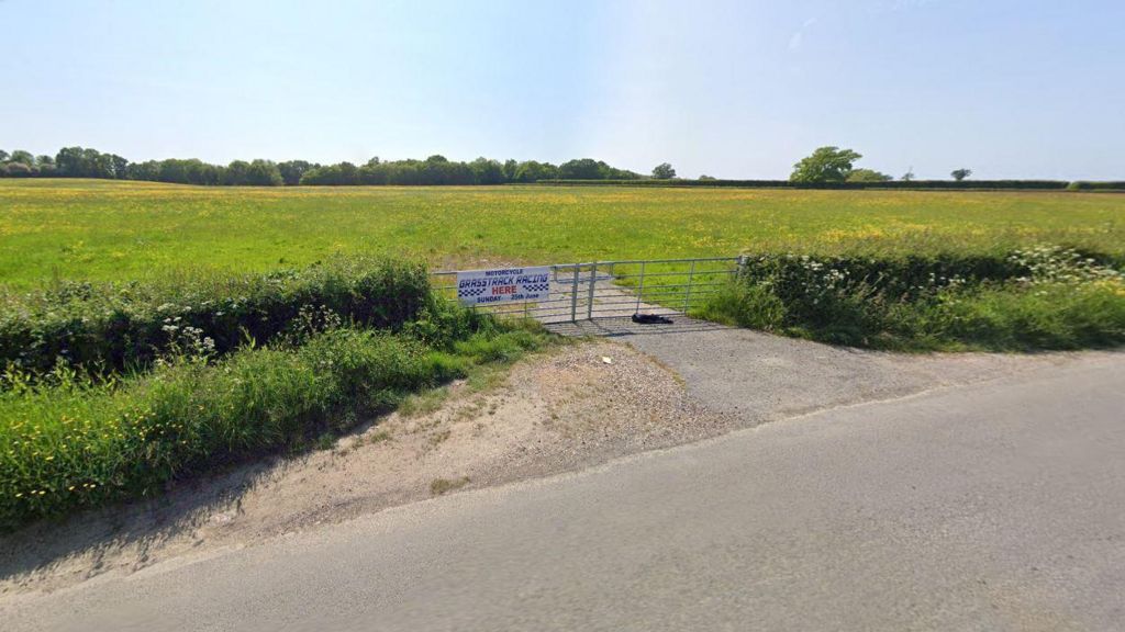 Racetrack in Digdog Lane, Frittenden