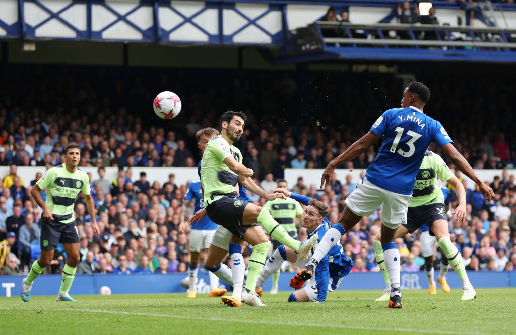 Man City: Gundogan 'one of the most intelligent footballers I've seen ...