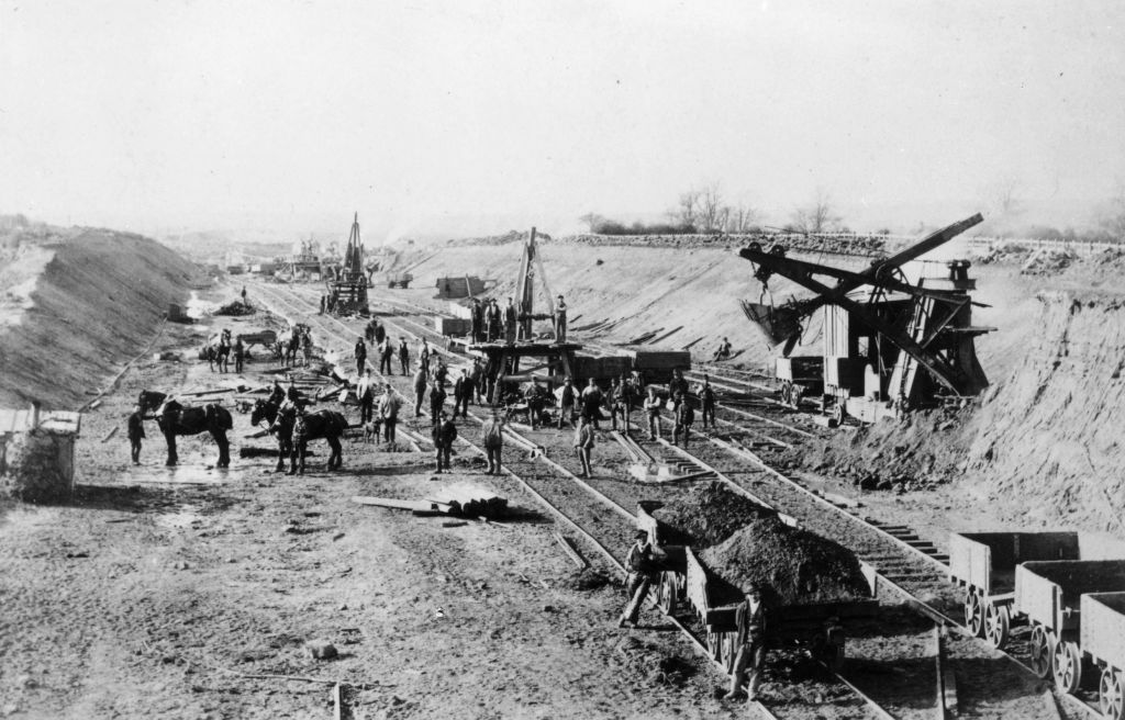 Men working on the construction of the Severn Tunnel at the cutting at Portskewett in about 1880