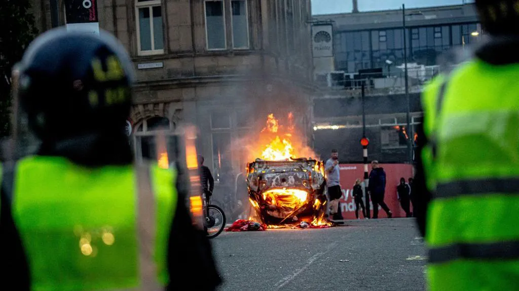 Boy, 15, admits role in Sunderland riot