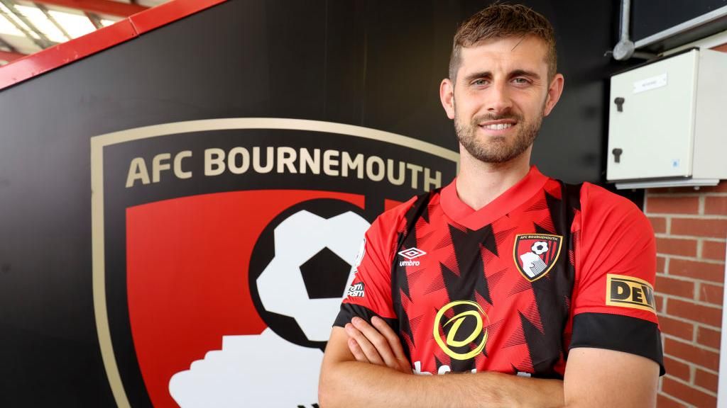 Joining Bournemouth was 'the right time for a fresh challenge' for Stephens  - BBC Sport