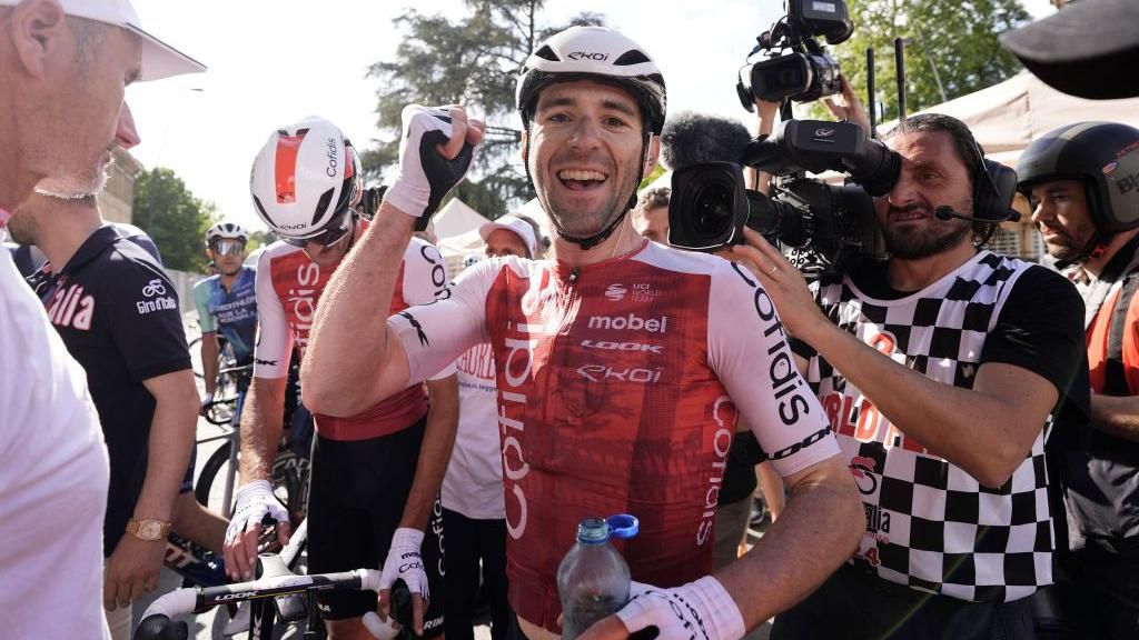 Benjamin Thomas celebrates his stage five Giro win
