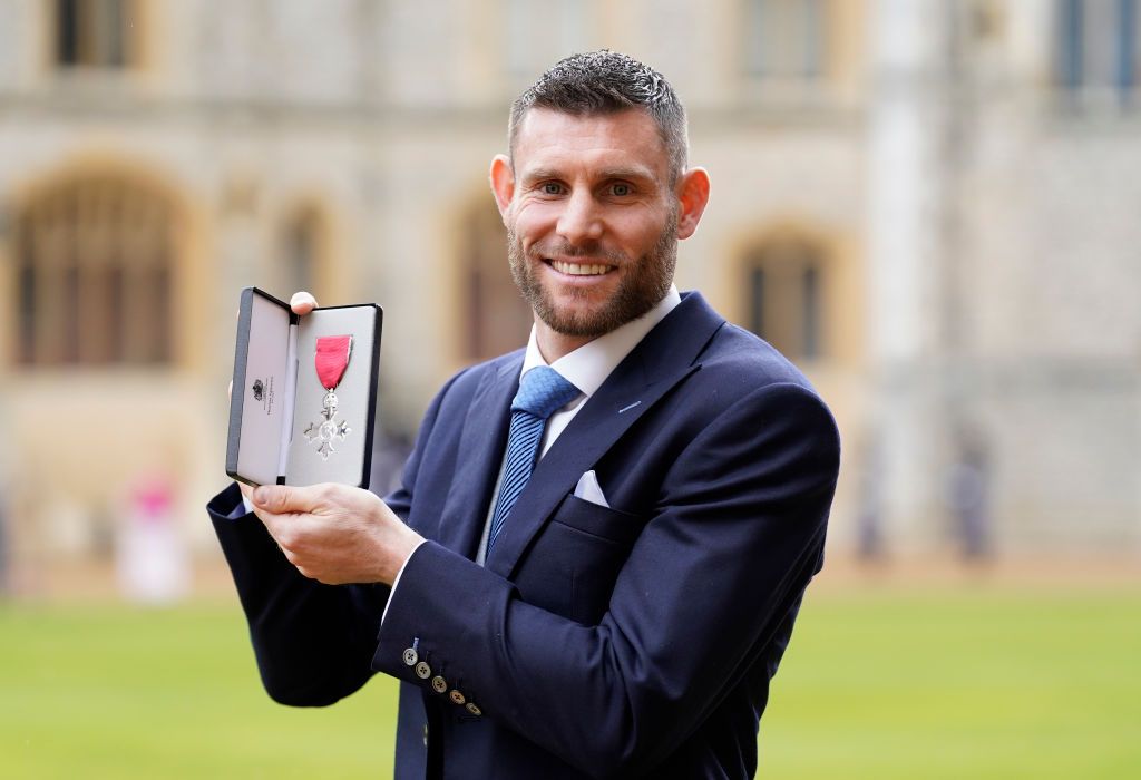 James Milner receives MBE award - BBC Sport