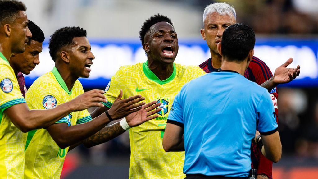 Brazil's players ague with the referee during their 0-0 draw with Costa Rica in the 2024 Copa America
